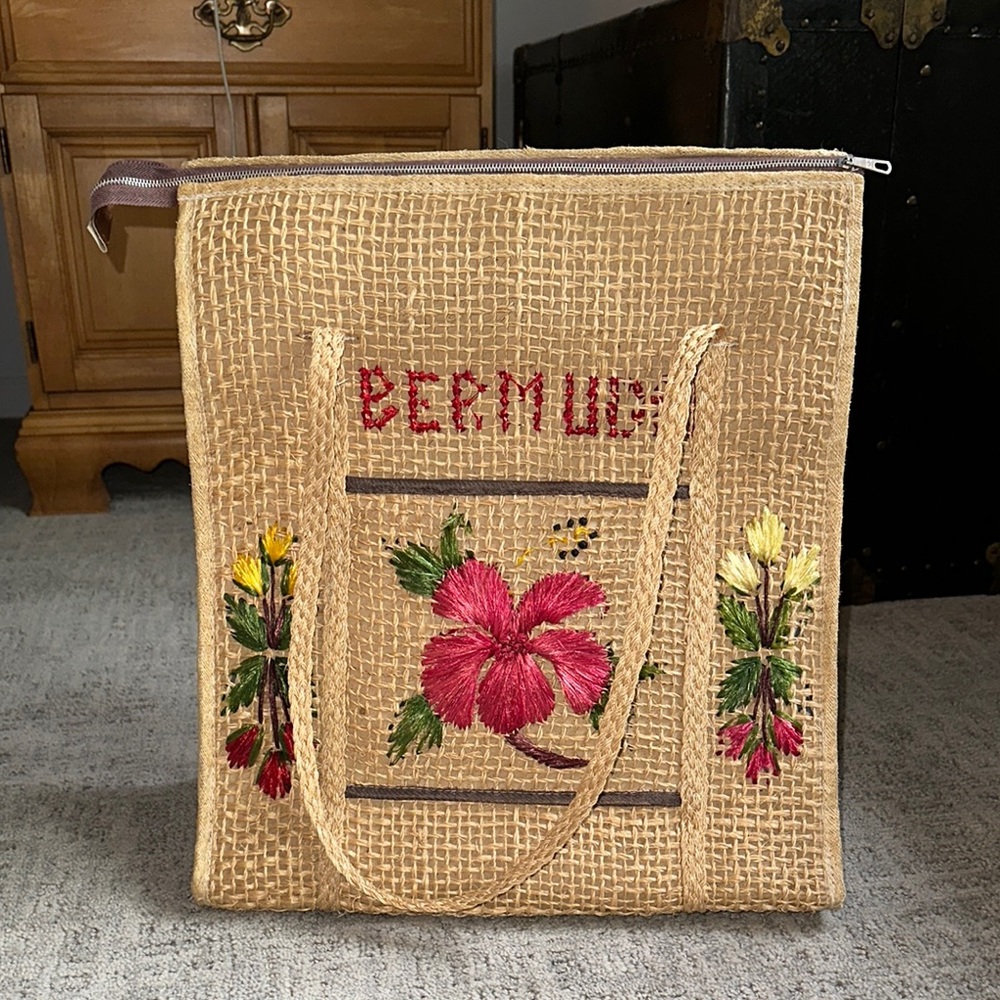 Vintage Bermuda Straw Zipper Bag